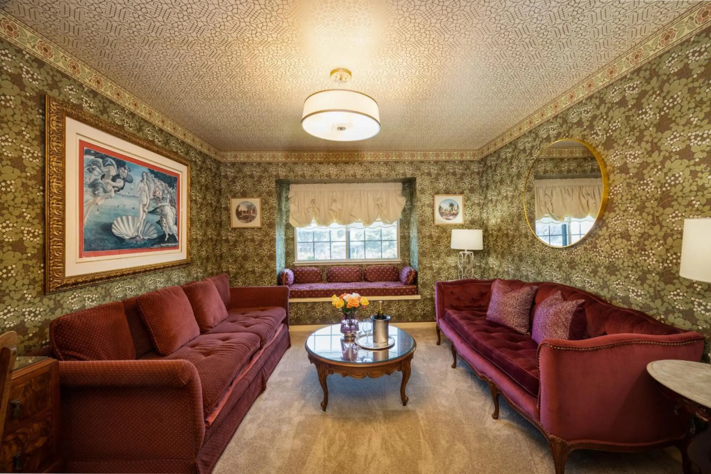 Mill Rose Inn