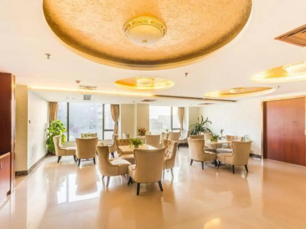 Qiantu Business Hotel(San Shui Guang Chang Dian)