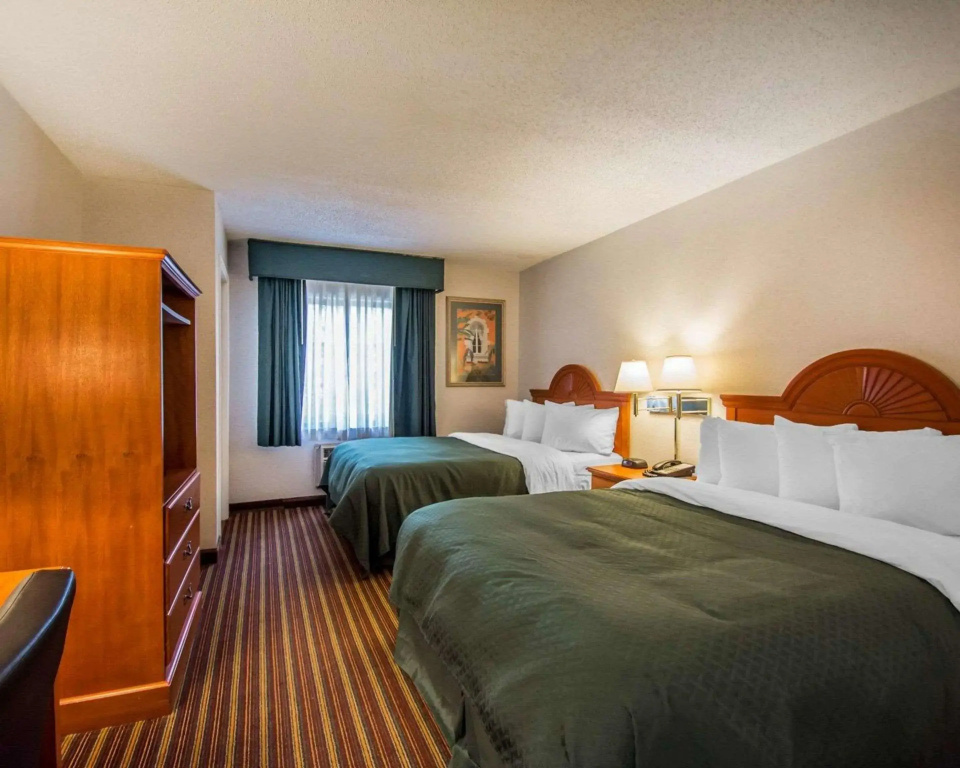 Quality Inn & Suites at Tropicana Field