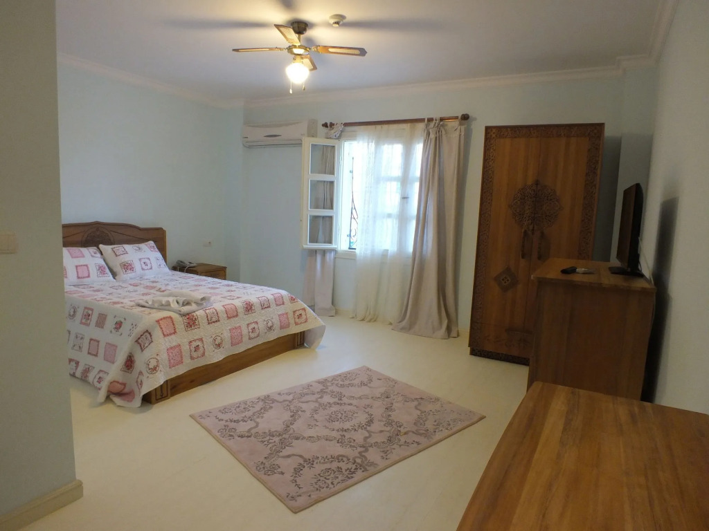 Nobela Hotel