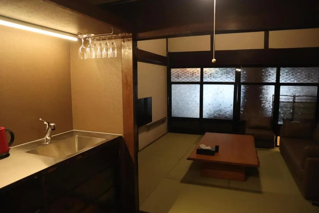 売薬宿屋山キ HH4x