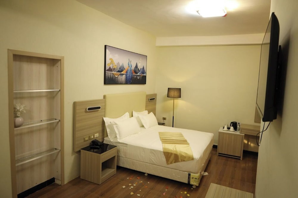 Tateno Royal Hotel