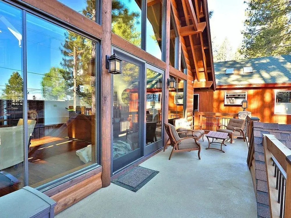 5BR 4BA Lake Tahoe Luxury Vacation Rental by RedAwning