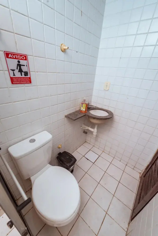 Casa c 4 su tes Piscina Churrasqueira e Garagem