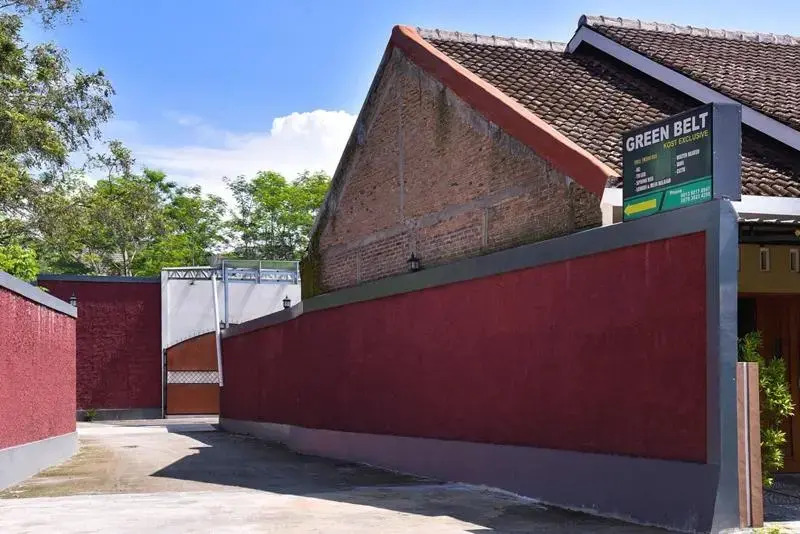 Green Belt Kost Exclusive