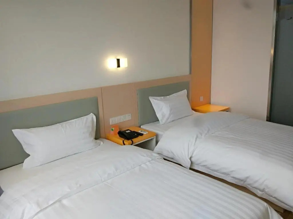 7Days Inn Chizhou Jiuhuashan Branch
