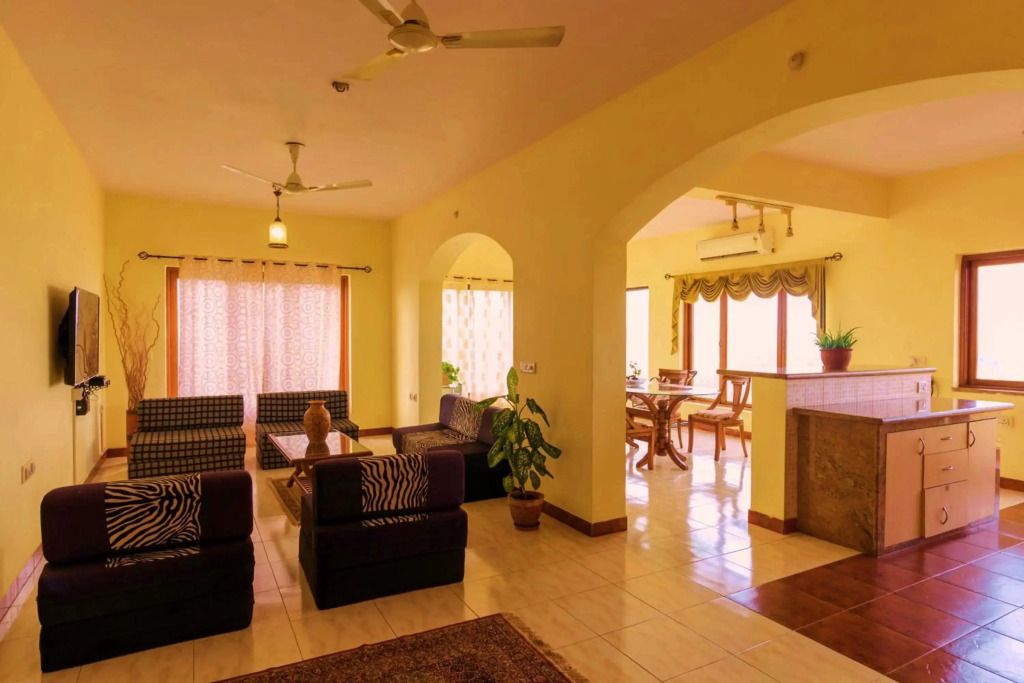 Dona Paula Apartment