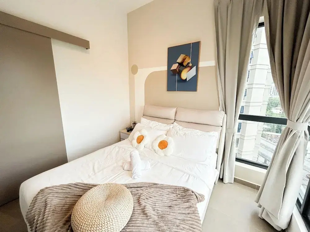 Mossaz by Manhattan Group