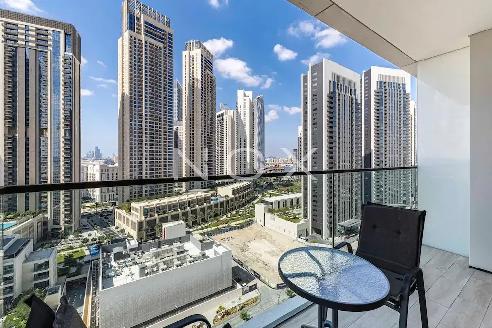 Modern 1BR 15th Floor Palace Residence