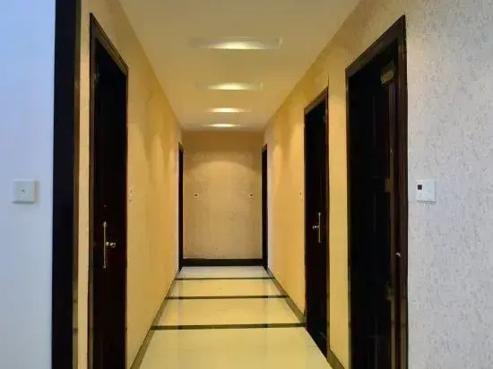 Q+ Jiuhuashan Hongyunlou Grand Hotel