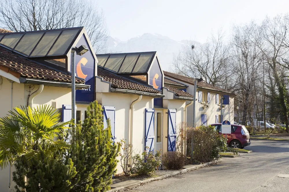 Kyriad Grenoble Est - Meylan