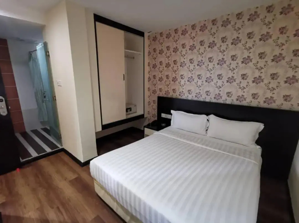 Prince Hotel