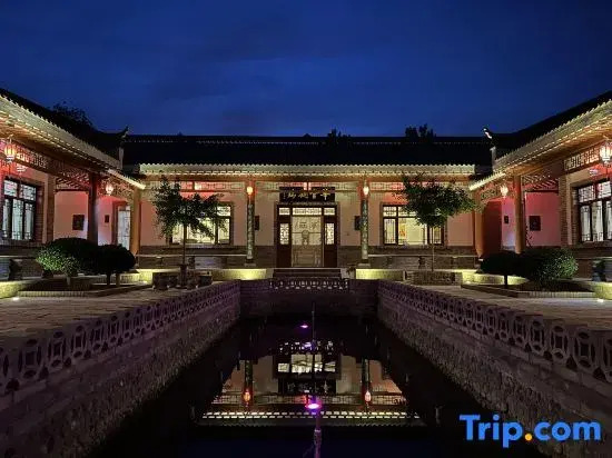 Zhongwei No. 1 Courtyard Hotel (Shapotou Area)