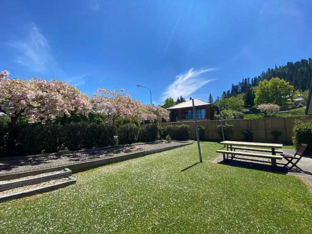 7 Bellbird Place