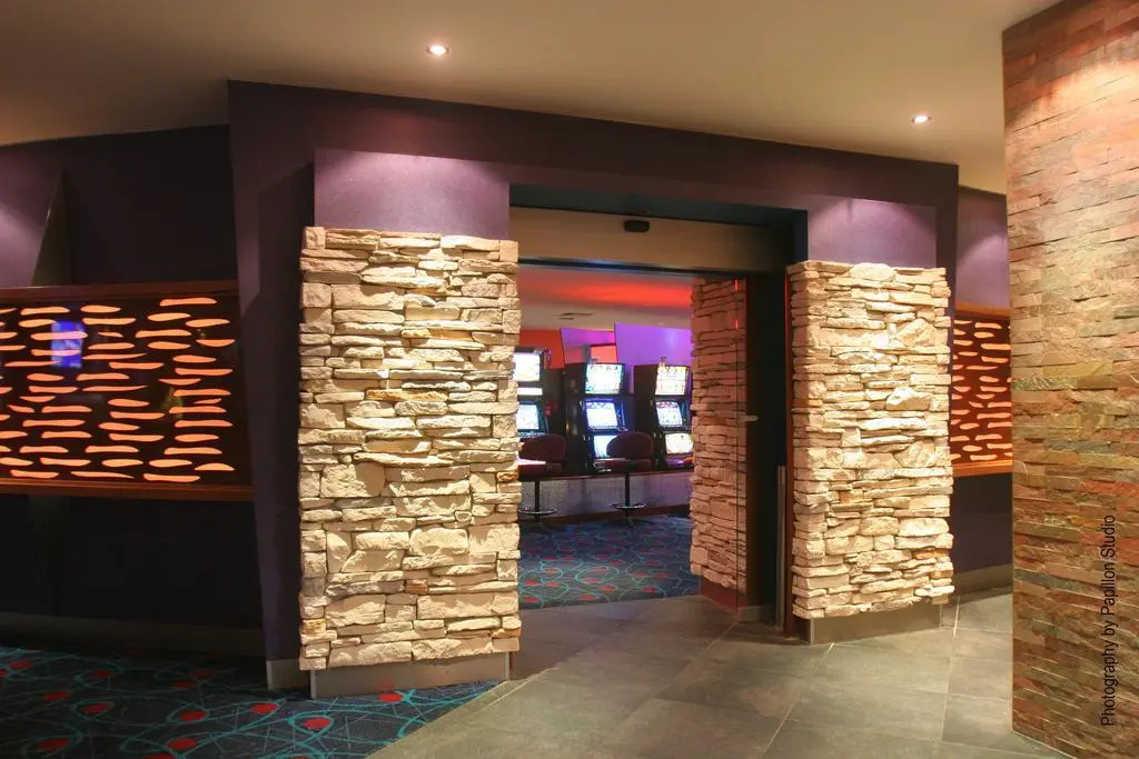 Alexandra Hills Hotel