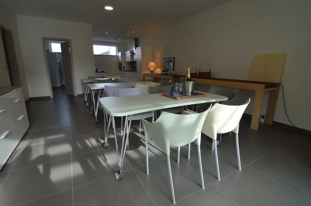 Modern Holiday Home in Zottegem with Hot Tub