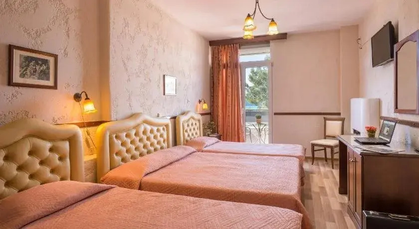 Jolly Hotel