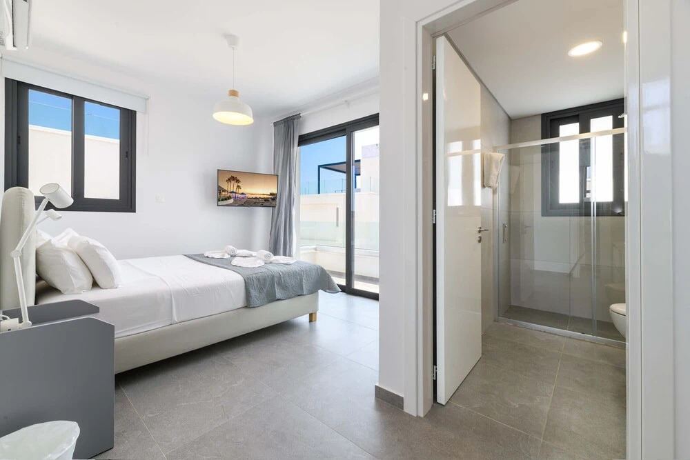 By The Beach - Sea Pearl Villa