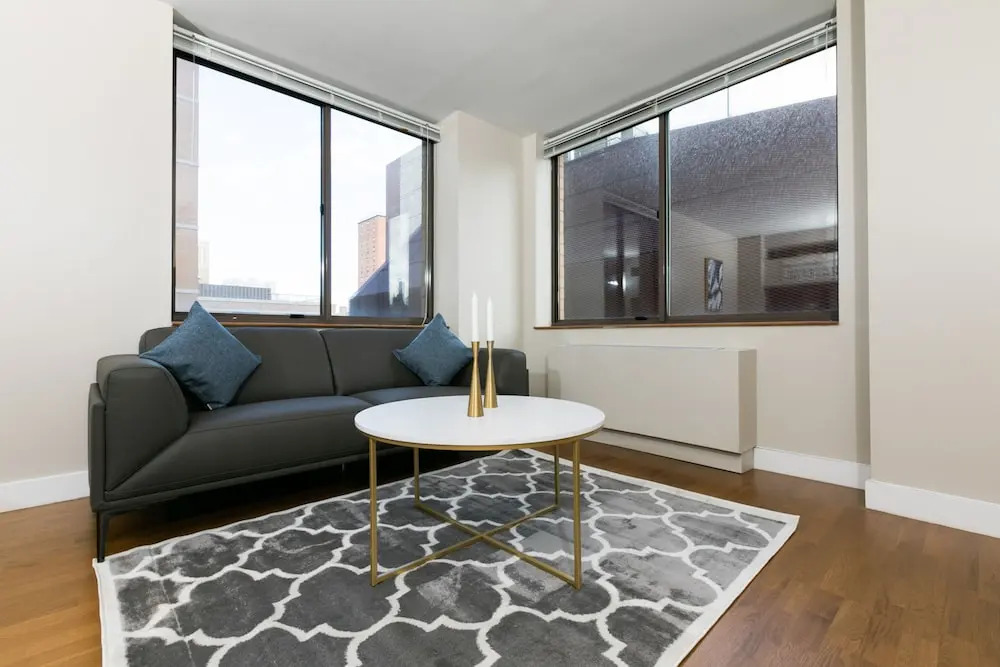 Finest Luxury 1 Bedroom Apartment