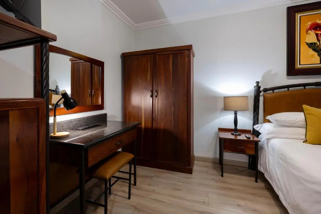 Basdenwood Hotel