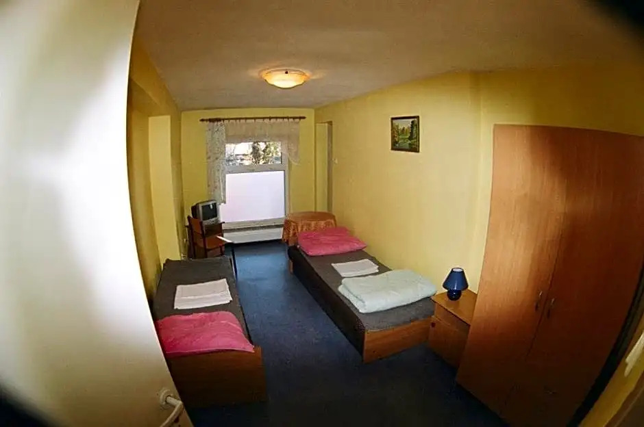 Hostel "Na Bocianowie"