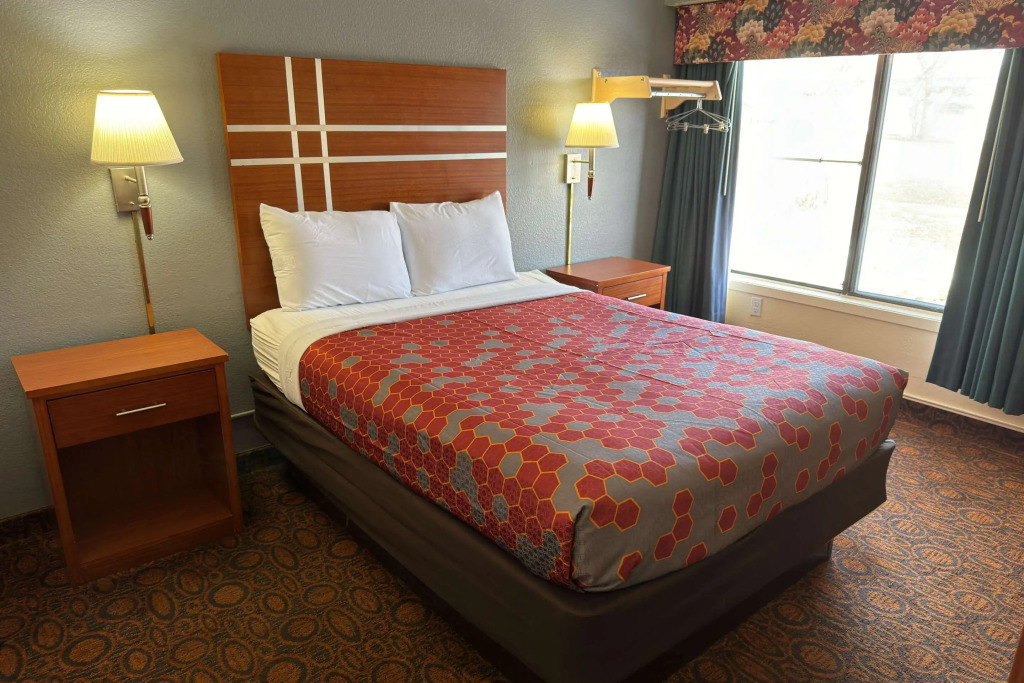 Econo Lodge Waite Park - St Cloud