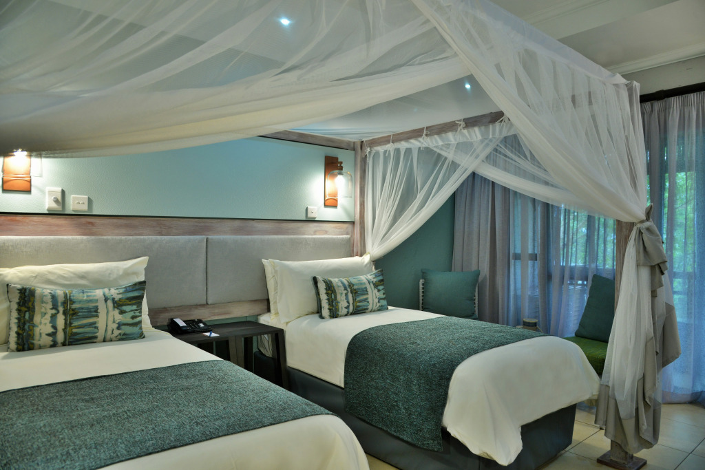 Cresta Mowana Safari Resort & Spa