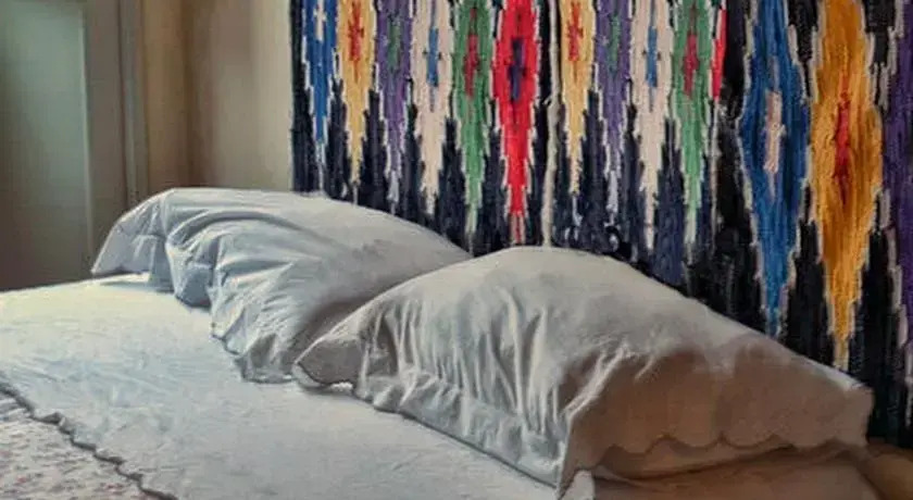 Erice 10 Sleeps House