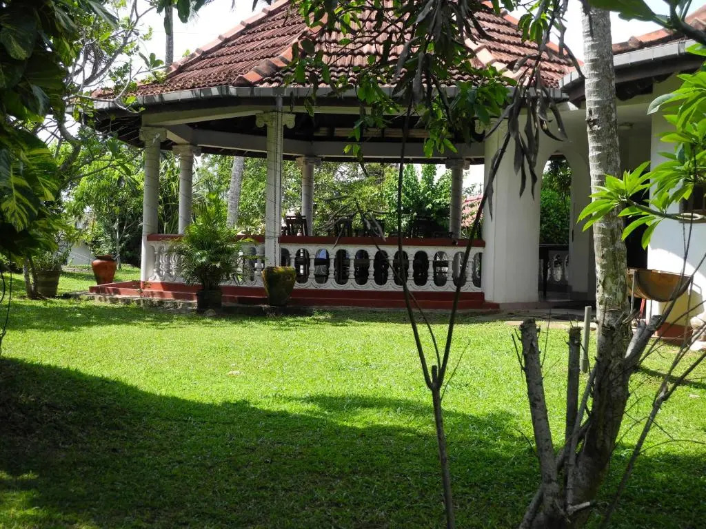 Top of the Hill Guesthouse & Villas