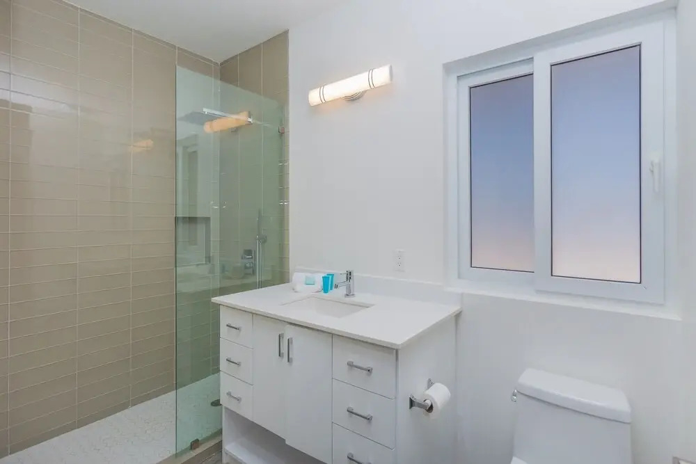 Casa de Cristal House 4 Bedrooms 3.5 Bathrooms Home