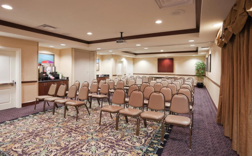 Staybridge Suites - Lafayette by IHG