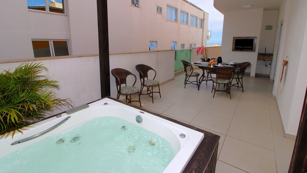 1061   Excelente Cobertura Com Hidromassagem