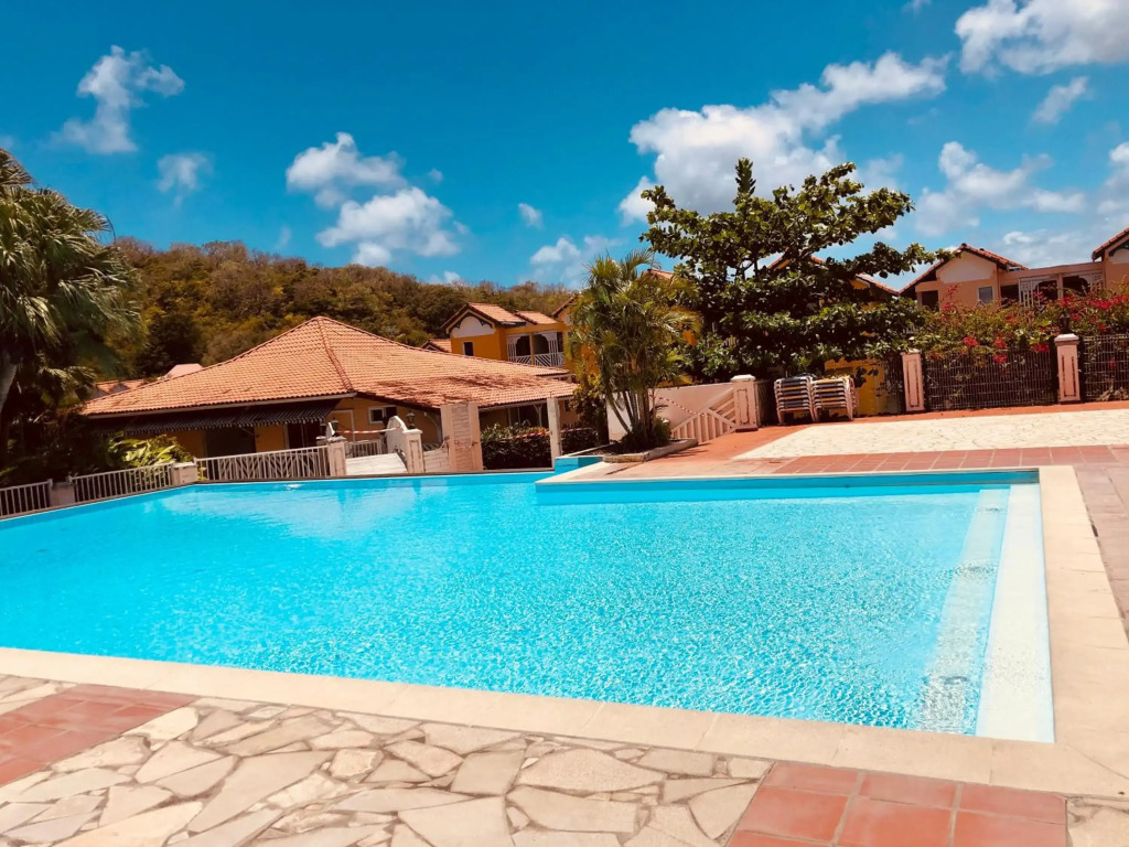 Superbe studio de standing à 800m de la mer des Caraïbes le hameau de beauregard sainte anne