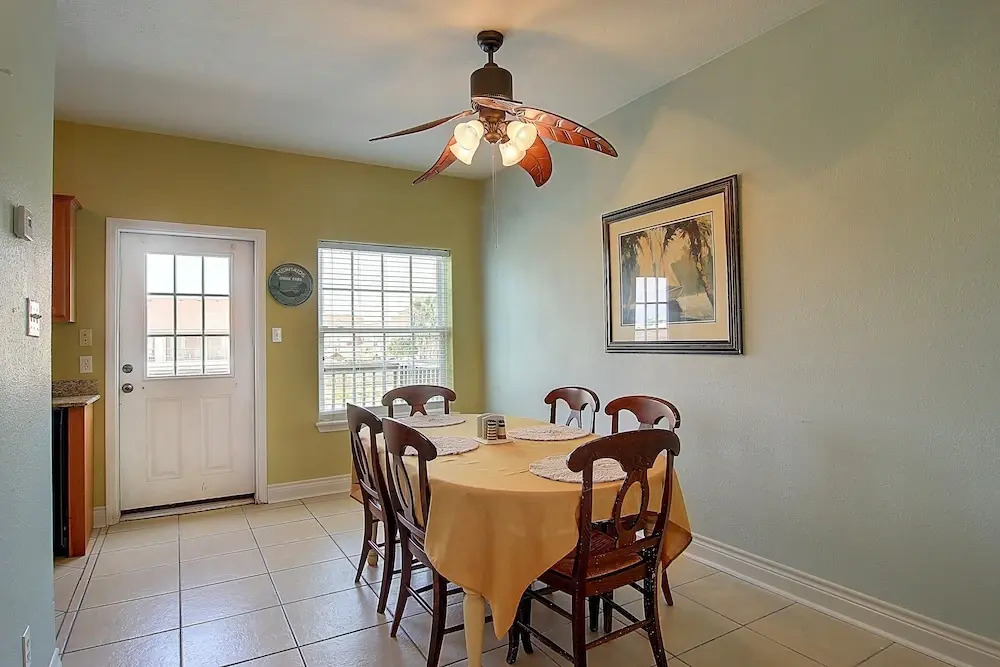 Her Happy Place - 3 Br Townhouse