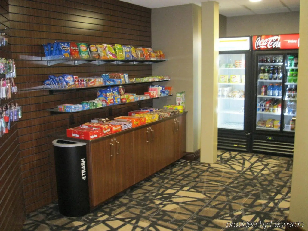 Oshkosh Marriott Waterfront Hotel & Convention Center