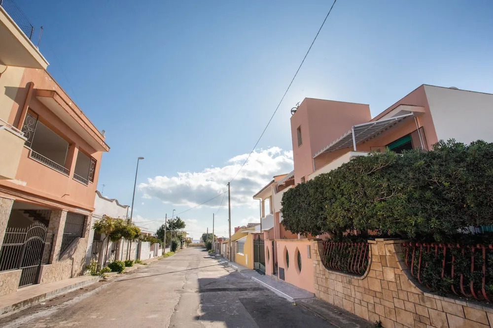 Mango Apartments by ThePuglia
