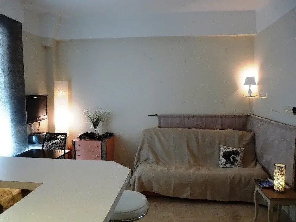 Los Angeles Studio