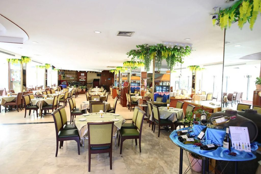 Kosa Hotel & Wellness Center