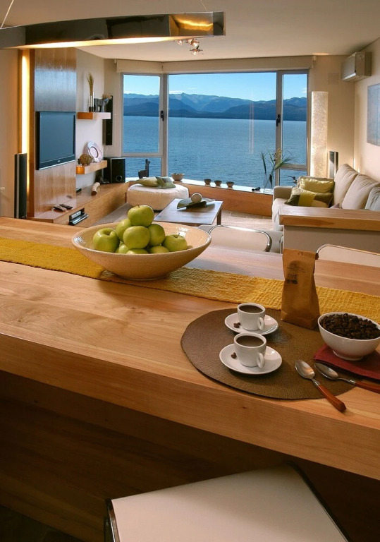Luxury 2-Bedr Apt Amazing Views AT1