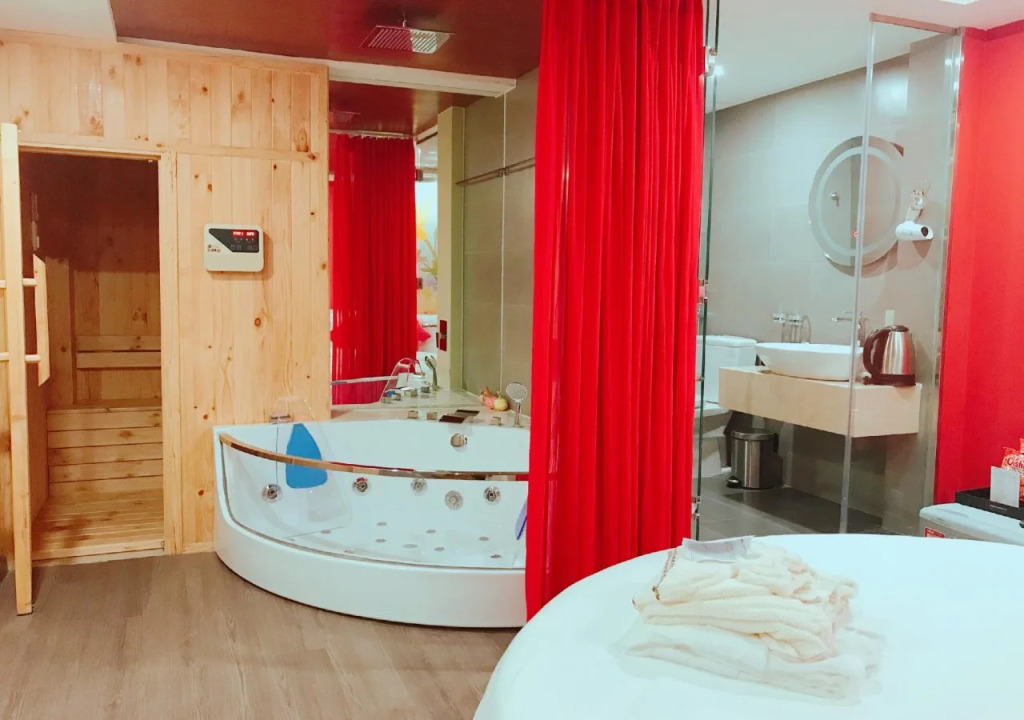 Cupid Hotel