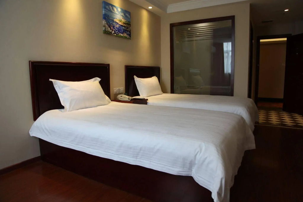 GreenTree Inn Shantou Jinping District Hulu City Yuepu Expressway junction Hotel