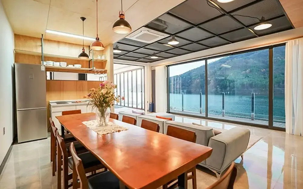 Gapyeong Junghwa Yeogak Pension