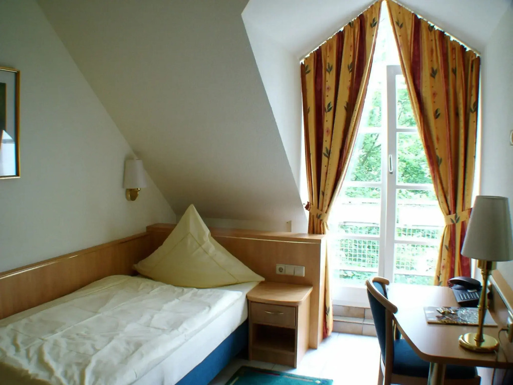 UNO Hotel Posthof Saarlouis by ANS