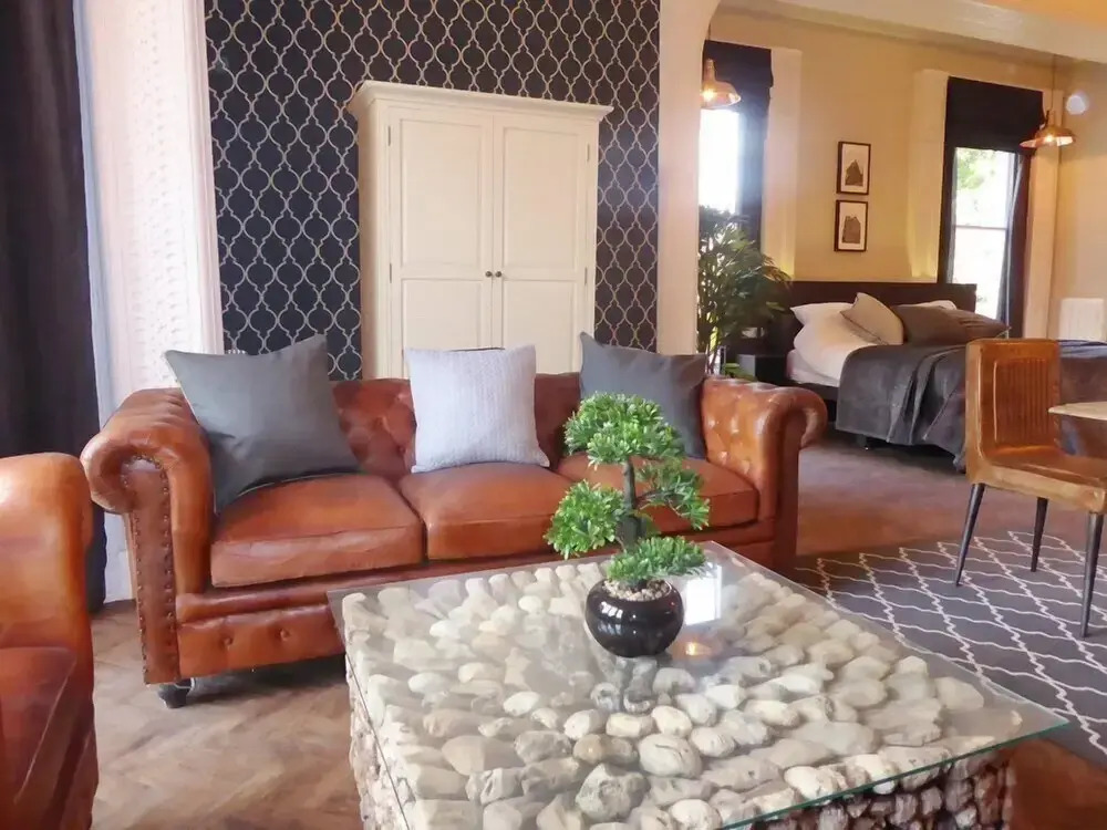 The Heaton at Claremont Apartments