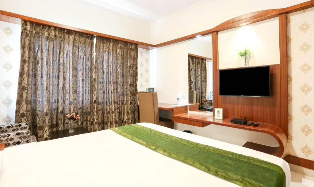 Treebo Premium Akshaya Mahal Inn - Near Mysore Palace