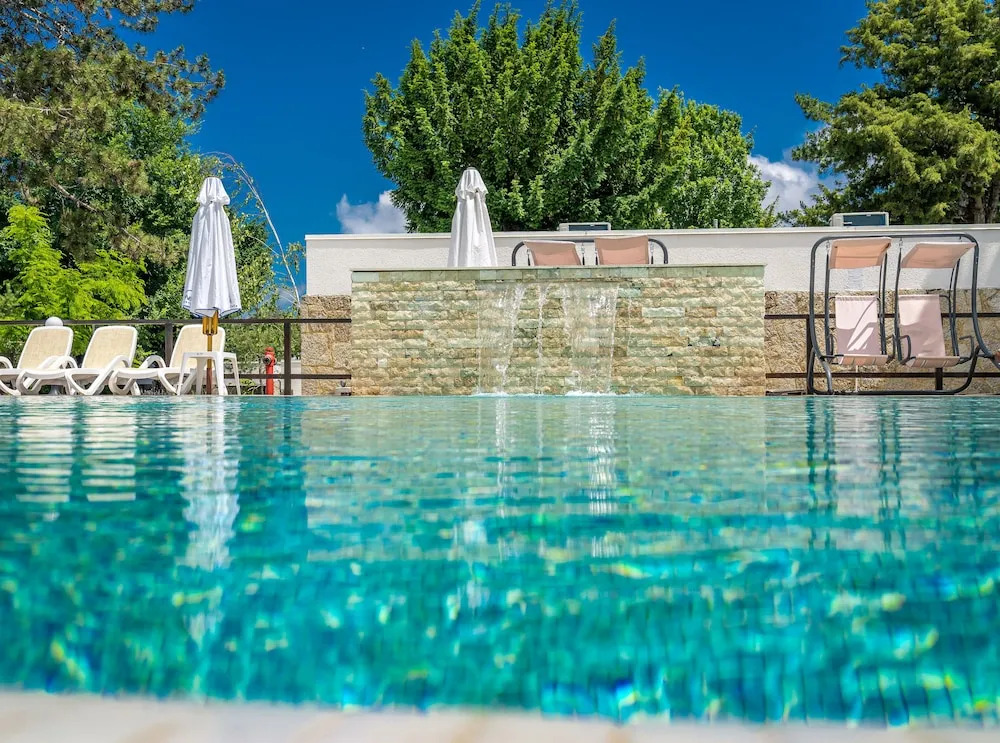 Mera Resort