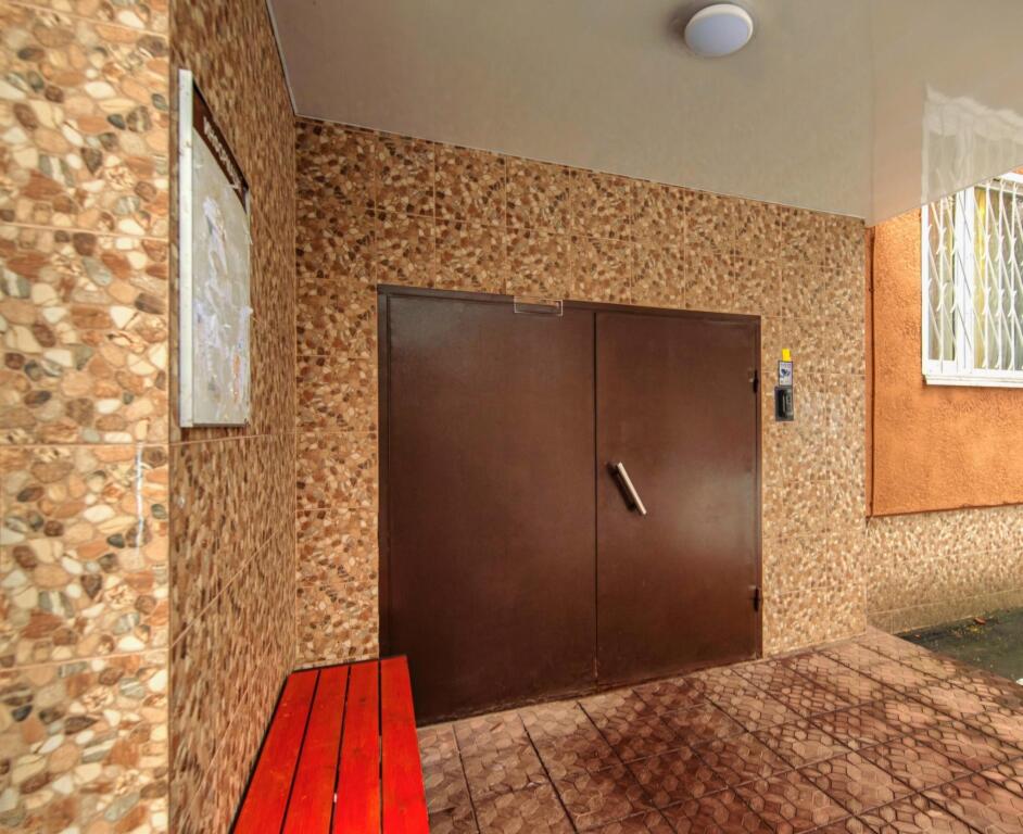 Apartment with cinema theater