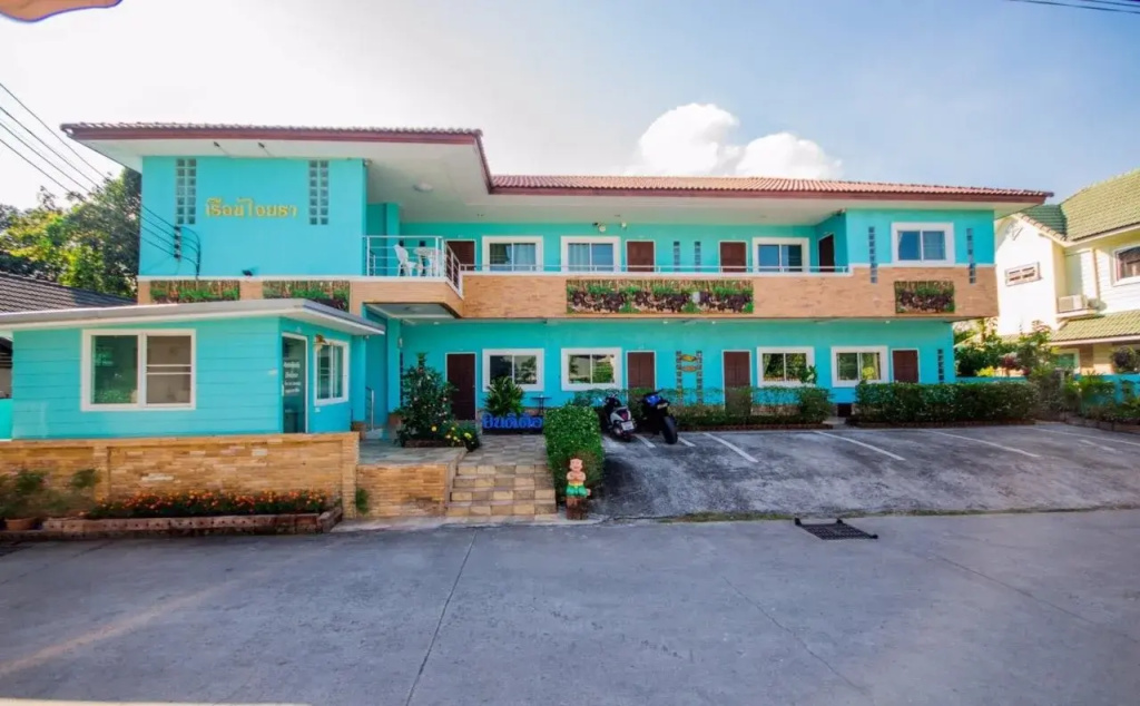 Ruen Aiyara Apartment