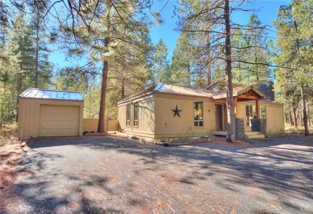 Diamond Peak Lane 5