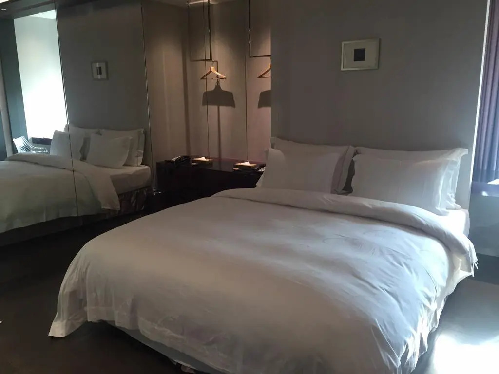 ALL-UR Chain Boutique Motel